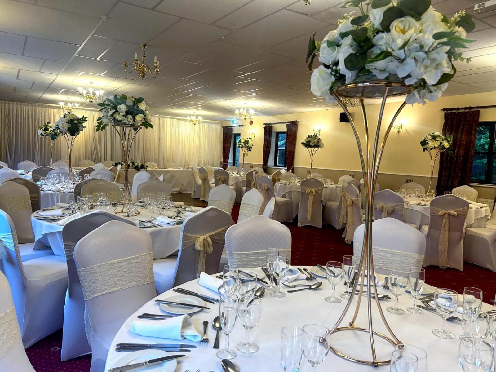 Marsh Farm Hotel سويندون المظهر الخارجي الصورة