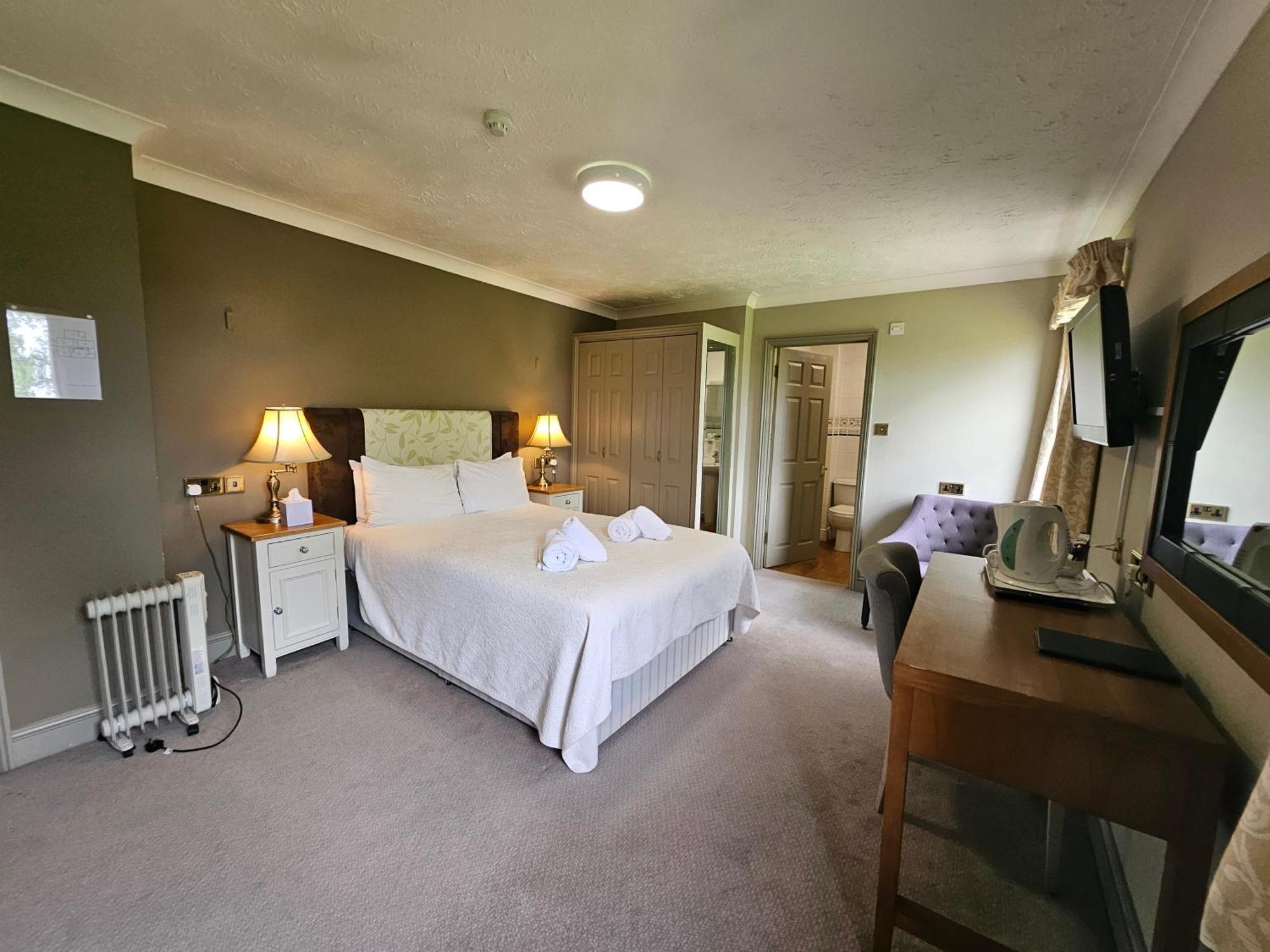 Marsh Farm Hotel سويندون المظهر الخارجي الصورة